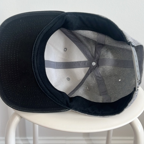 Vans Snapback Cap - Picture 6 of 7